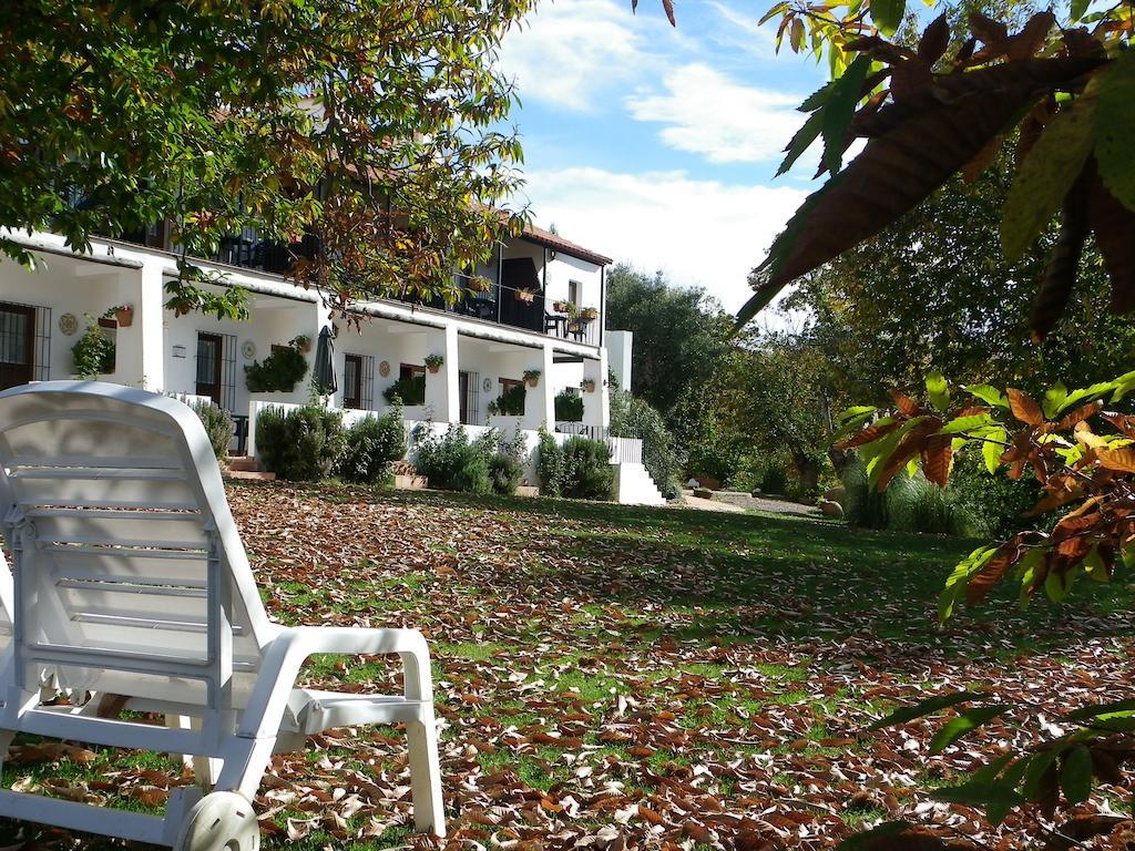 Hotel Apartamento Rural Finca La Media Legua Aracena Exterior photo