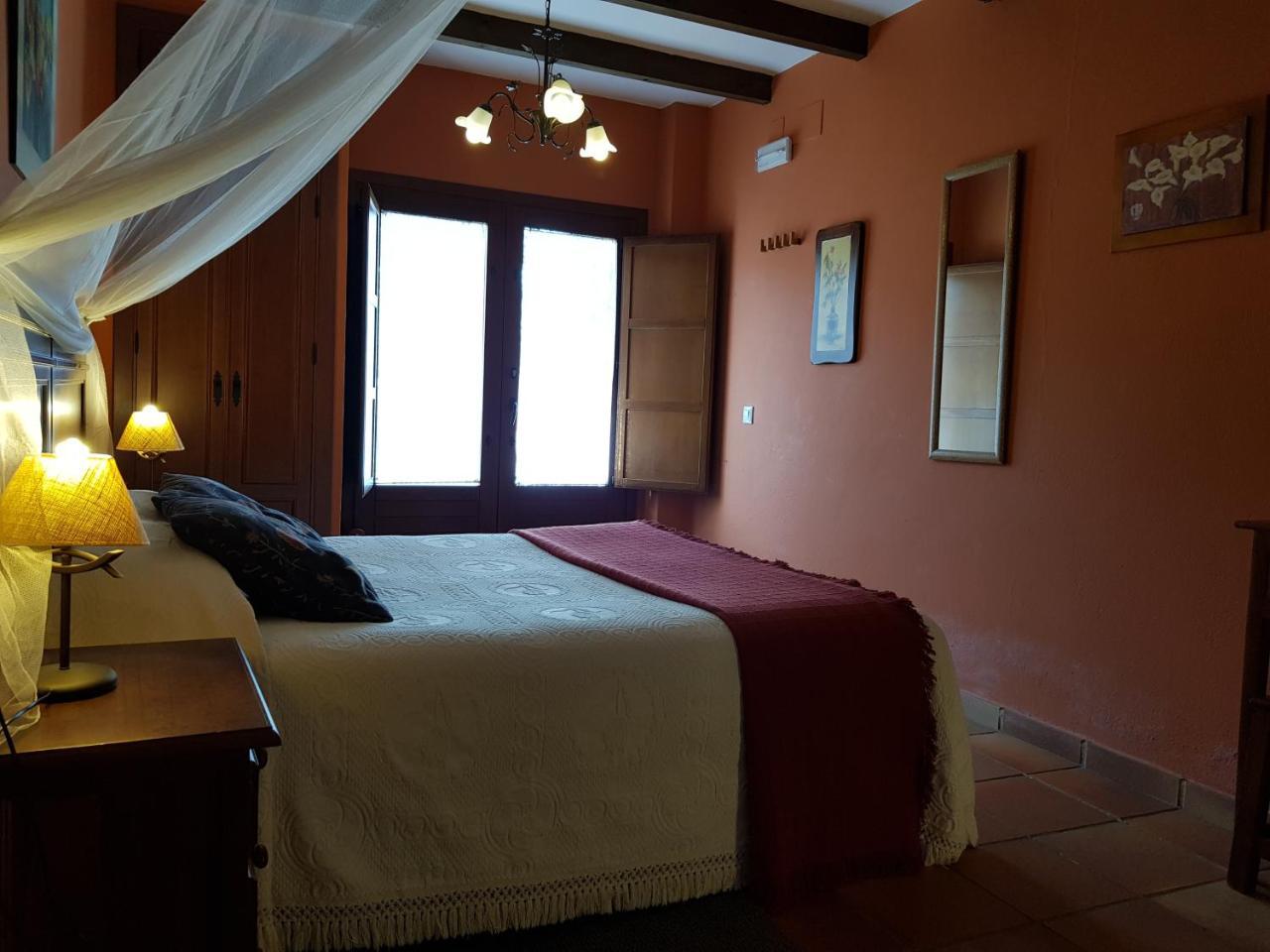 Hotel Apartamento Rural Finca La Media Legua Aracena Exterior photo